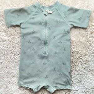 Quincy Mae Rashguard Zip Front Short Sleeve Romper 12-18 months